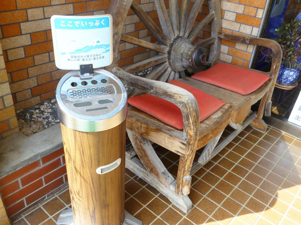 Kawaguchiko Lakeside Hotel Fujikawaguchiko Eksteriør billede